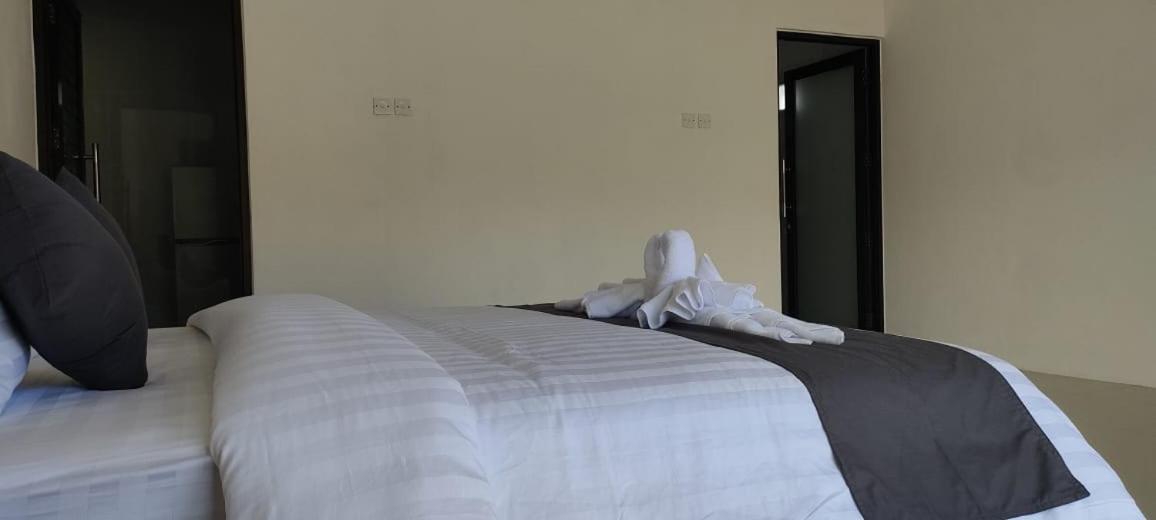 Amed Yudhadewata Hotel Kültér fotó