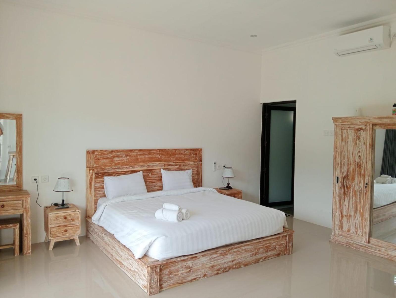 Amed Yudhadewata Hotel Kültér fotó